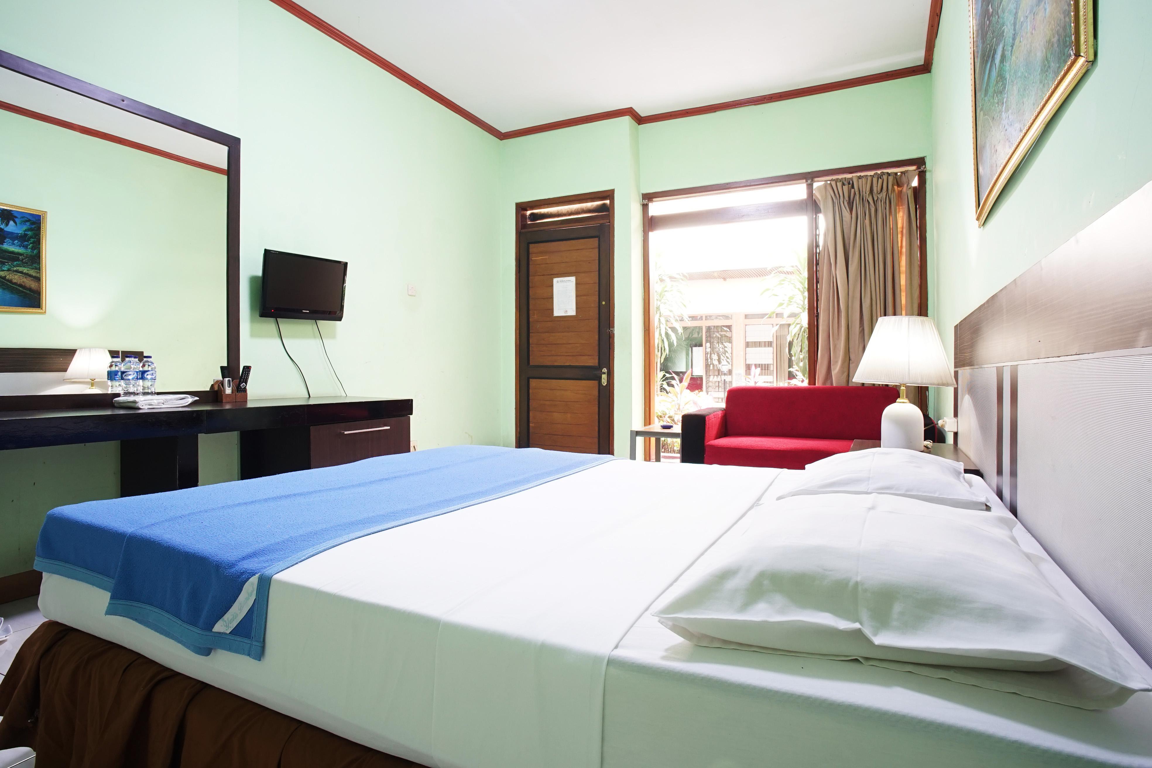 Hotel Bandung Permai Exterior photo