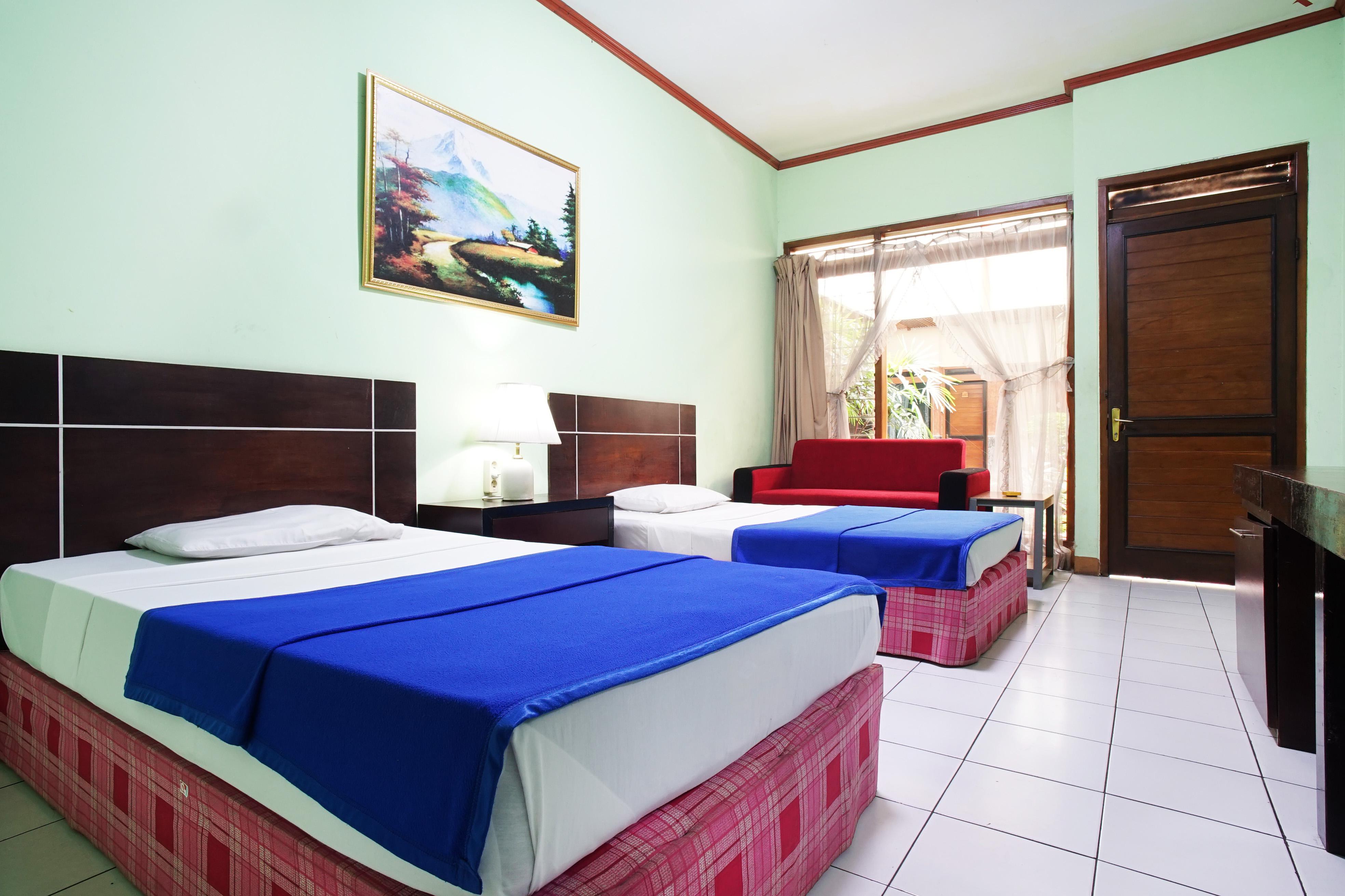 Hotel Bandung Permai Exterior photo